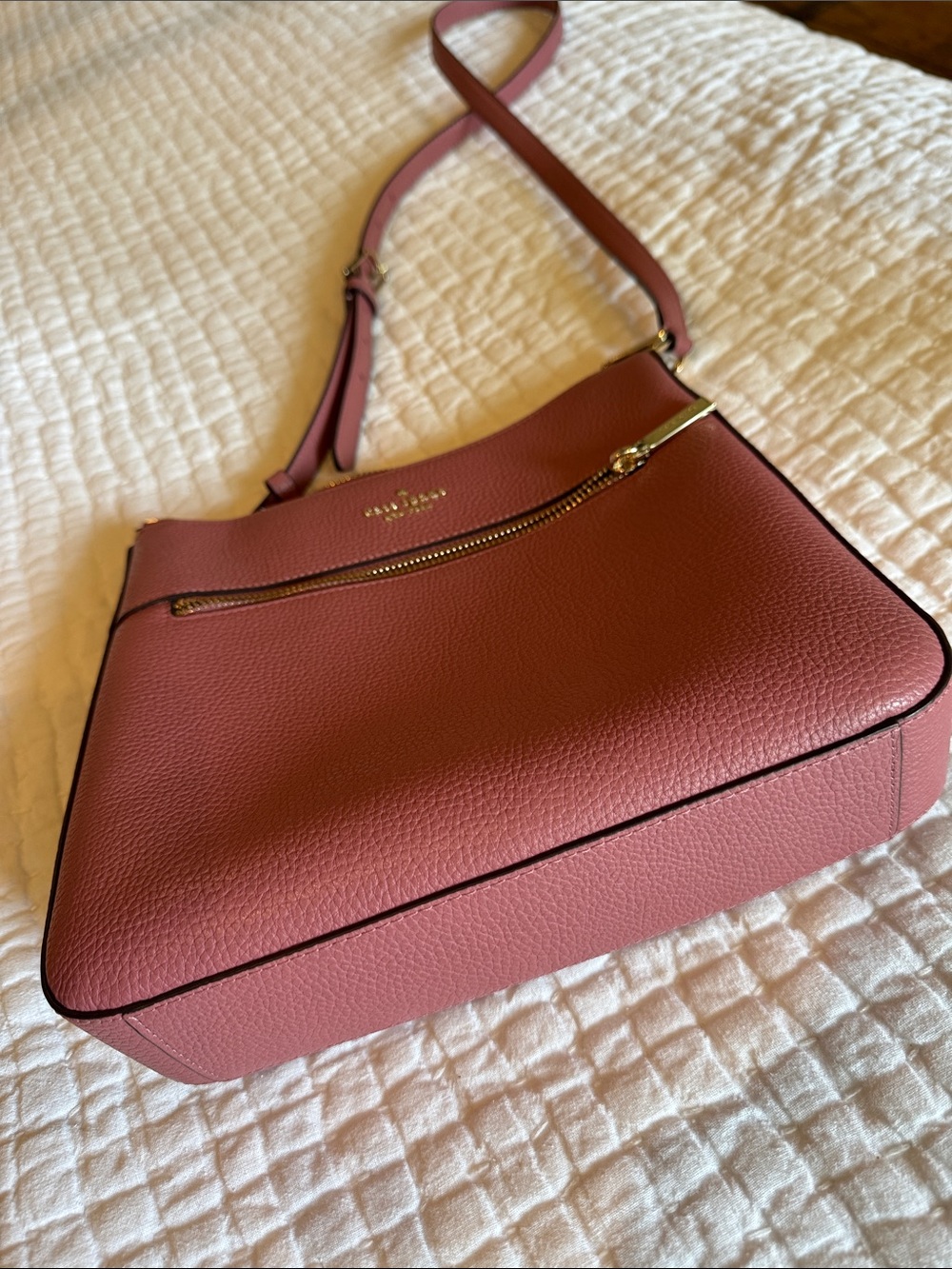 kate spade Pebbled Leather Crossbody in Mauve Pink with Gold Hardware - Picture 7 of 7